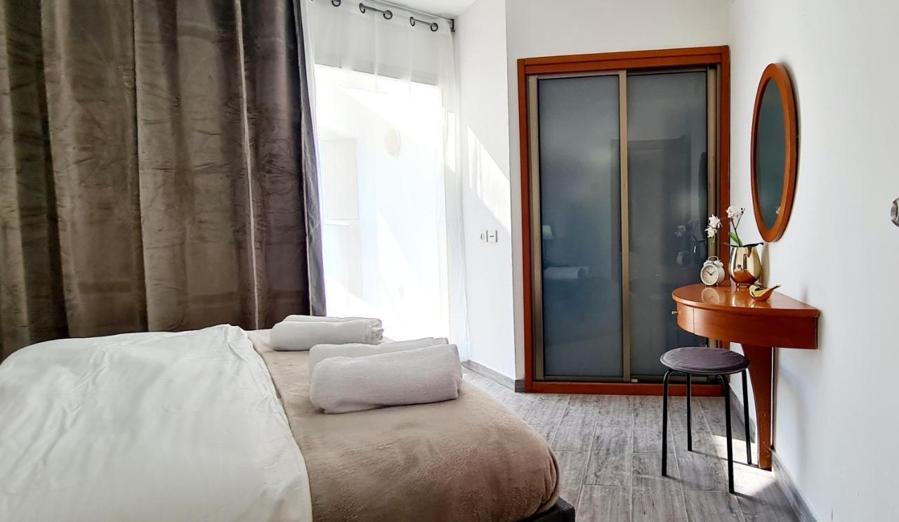 Go To Apartments In Leonardo Bat Yam Extérieur photo