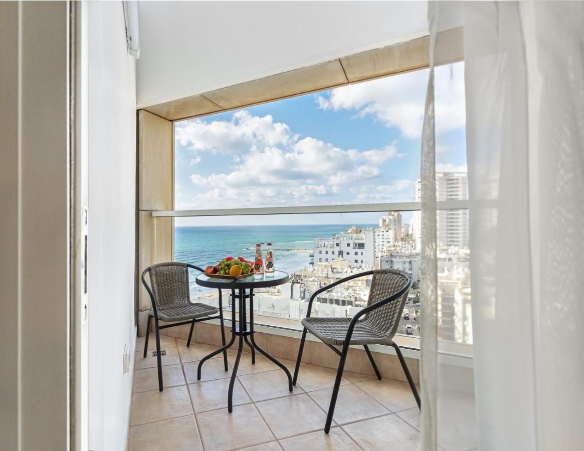 Go To Apartments In Leonardo Bat Yam Chambre photo